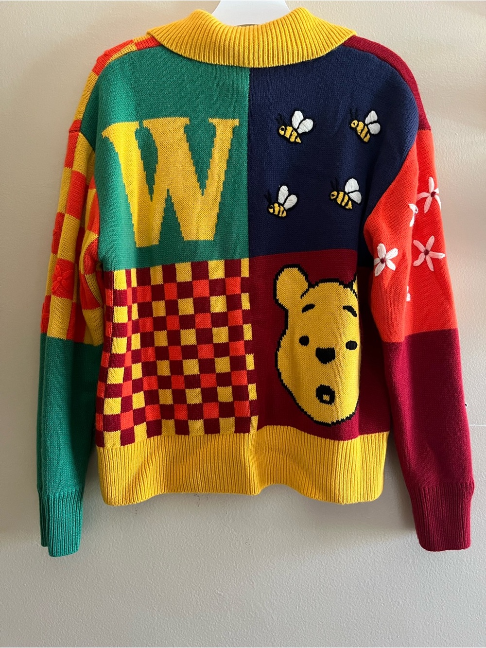 Winnie the Pooh cardigan - Picture 3 of 3